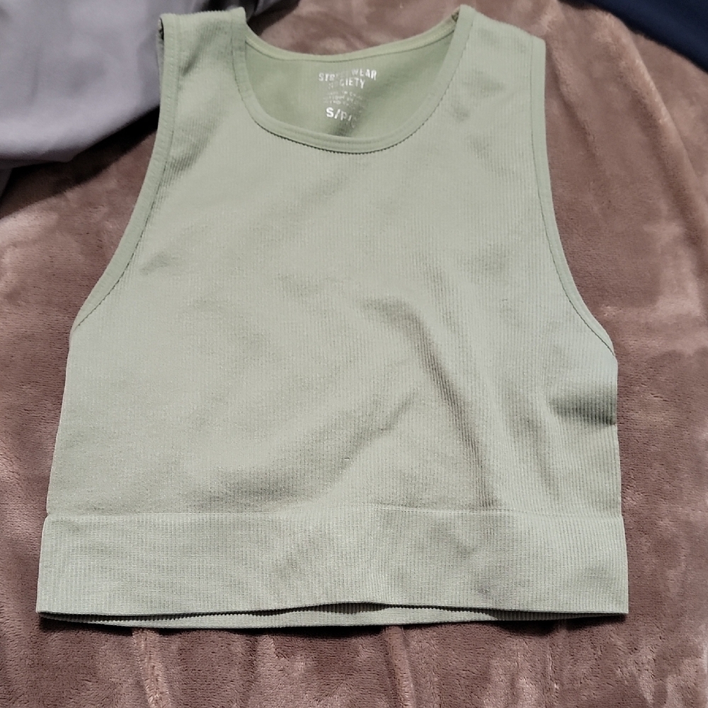 Green Sleeveless Fitted Crop Tank Top